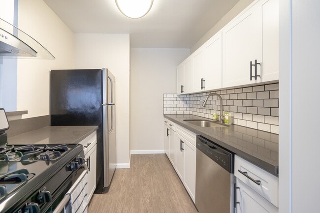 Photo - The DLP Hollywood