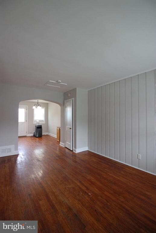 Photo - 529 Parksley Ave