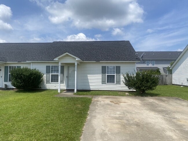 Building Photo - 3904 Palmer Dr