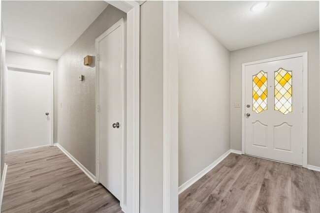 Photo - 8208 Mark Ln