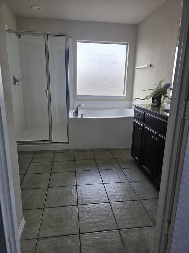 Photo - Room in House on Melanie Ct