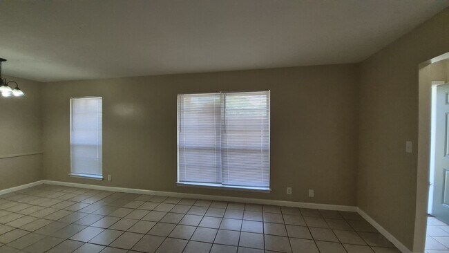 Photo - 7102 Glen Point Dr