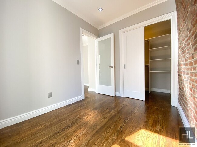 Photo - East 18th Street Unidad E3