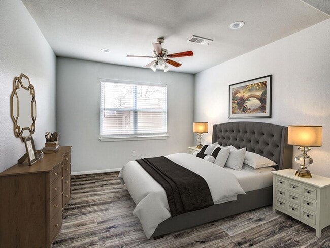 Photo - 2204-2212 W Rosedale St S Unidad 2204
