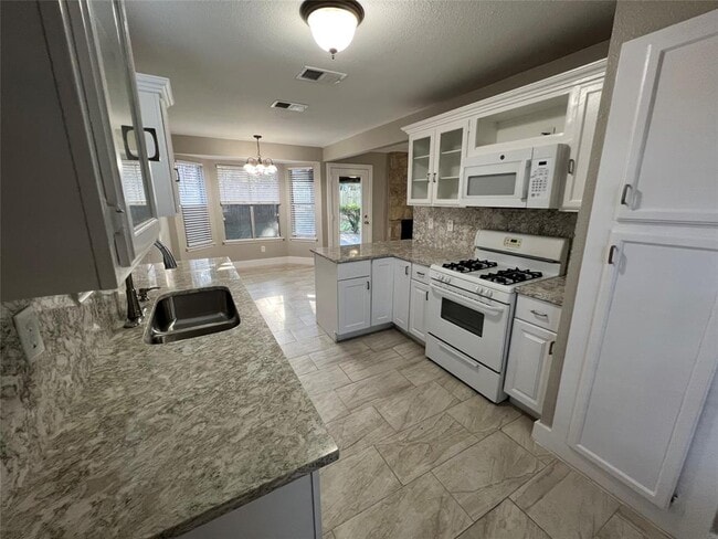 Photo - 5909 Avery Island Ave