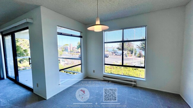 Photo - Waterfront 1 bedroom located at the resort... Unit 255