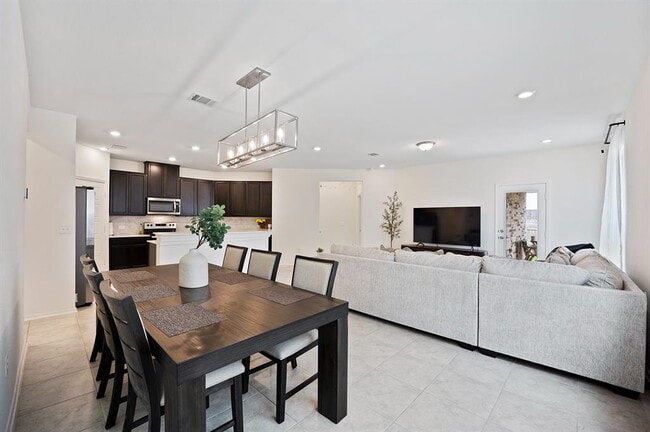 Photo - 7216 Gray Catbird Dr