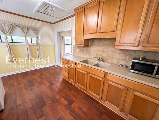 Photo - 6700 Westover Dr
