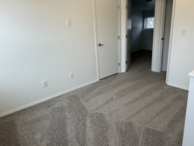 Photo - 5915-5119 119 Ave Unit Bsmt - G4