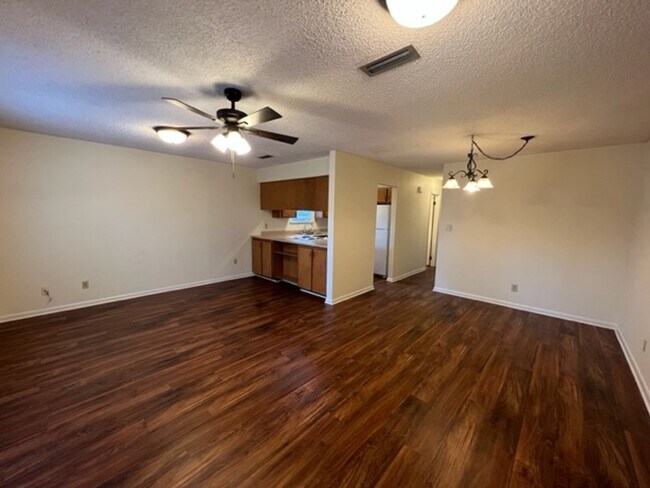 Photo - 3BD/2B Townhouse in New Wood Valley Unidad 2 B Westbrook Circle