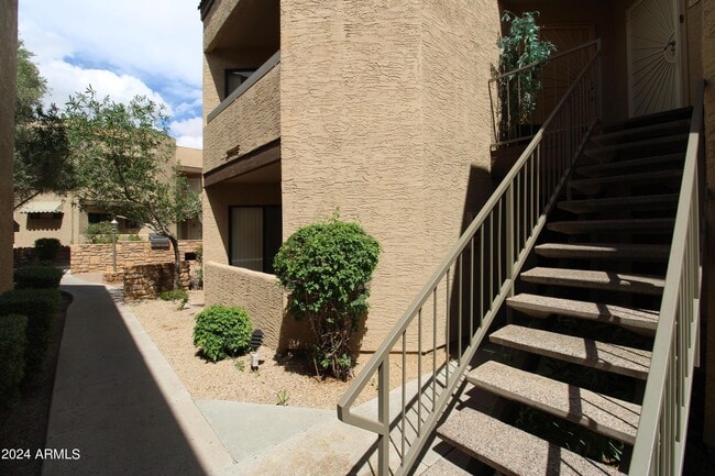Photo - 2228 N 52nd St Apartamento Unidad 240