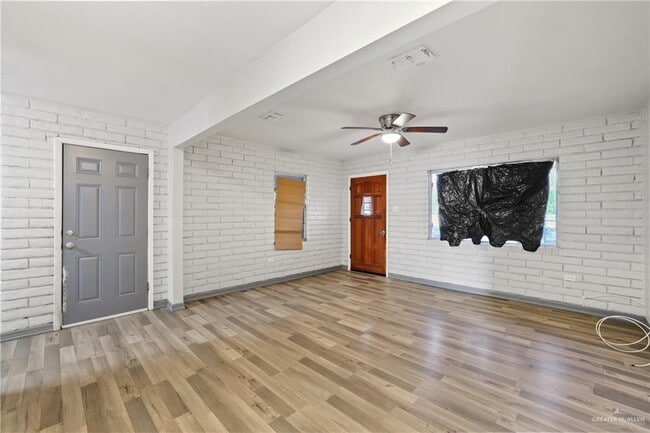 Photo - 18 S 26th St