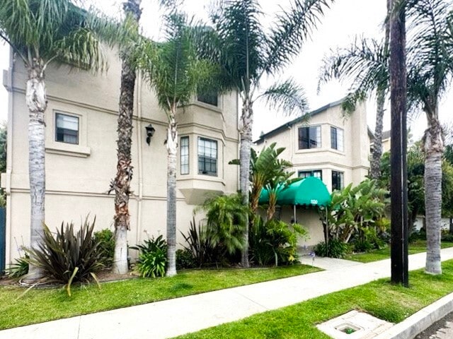 Building Photo - 1130 Newport Ave Unit 110