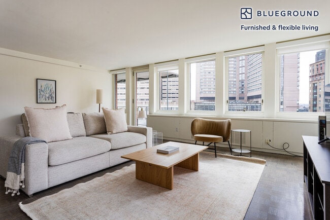 Photo - 770 Boylston St Unidad FL5-ID1035