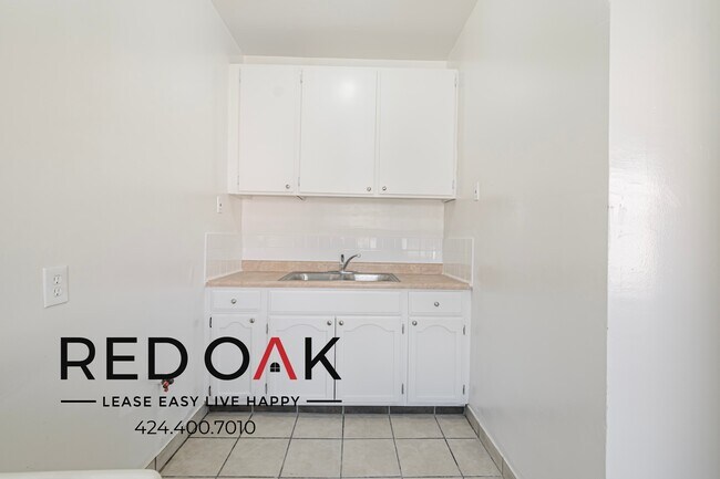 Photo - 2850 Leeward Ave Unidad 207