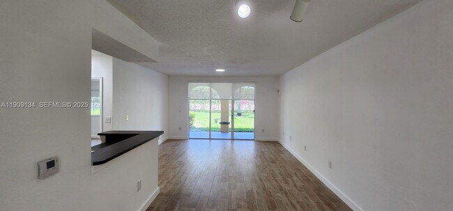 Building Photo - 2403 Centergate Dr Unit 104