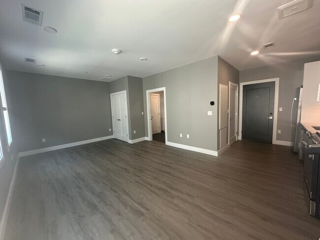 Photo - 656 Saratoga St Unidad 301