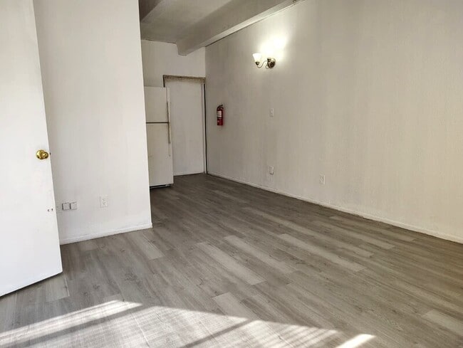 Photo - 5261 Alhambra Dr Unidad 23