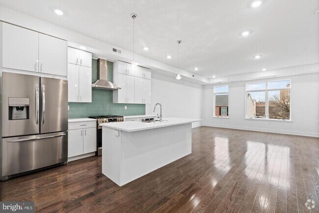 Building Photo - 1335 N Franklin St Unit 3 Rental