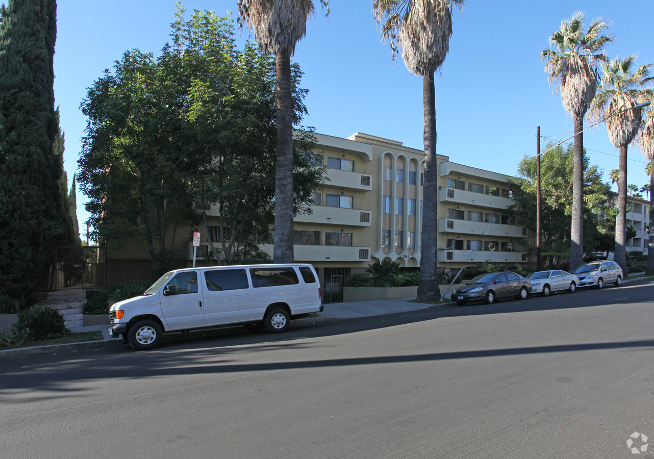 Photo - Rodney Apartments