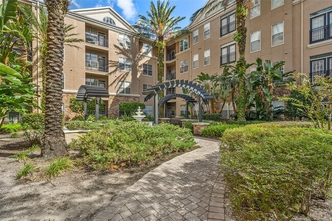 4221 W Spruce St Unit 2423