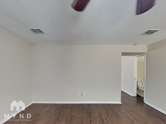 Photo - 316 Willow Oak Dr