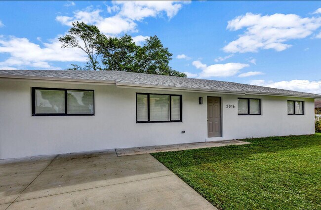 Photo - 2016 Avenue S