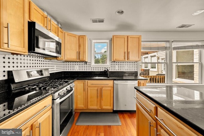 Photo - 610 Jefferson St NW Unidad 102