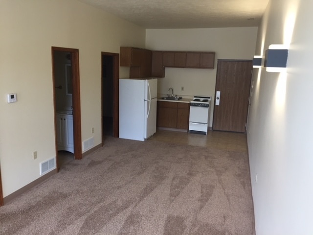 Photo - 221 W Main St Unit 3A