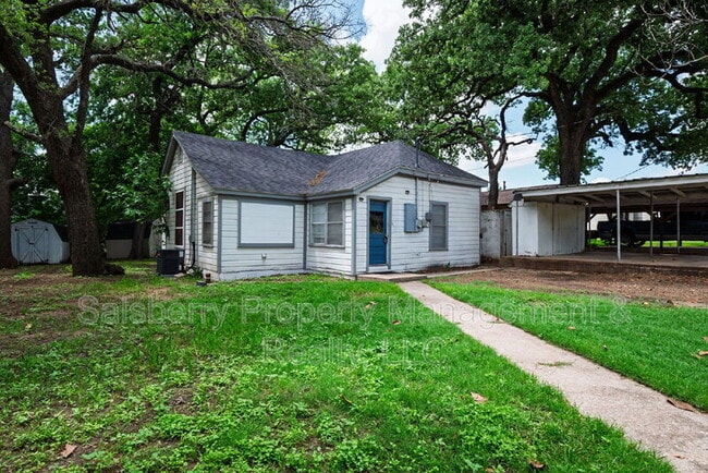 Photo - 107 Windsor Ct