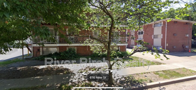 Photo - 616 New St