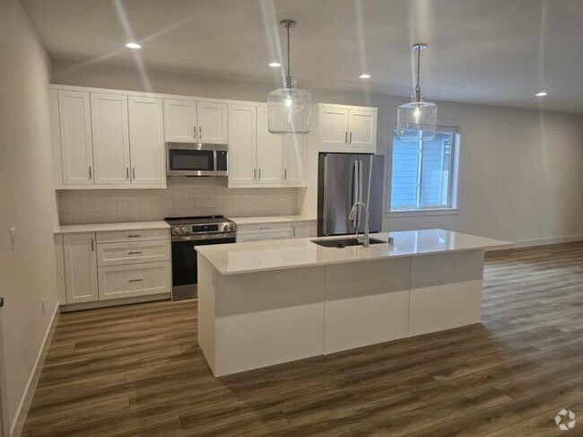 Building Photo - 3 bedroom in Billings MT 59106 Rental