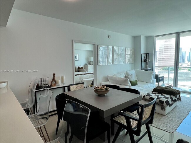 Photo - 55 SE 6th St Unit 2305