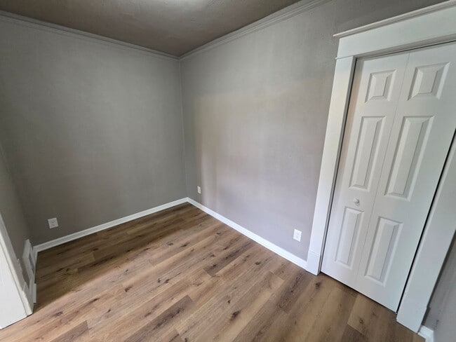 Photo - Shipyard Maple At 5th Unit 846 S Maple Ave (Upper)