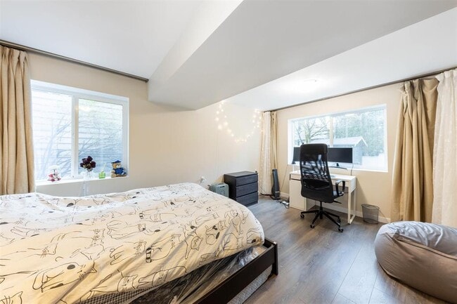 Photo - 949 Thermal Dr