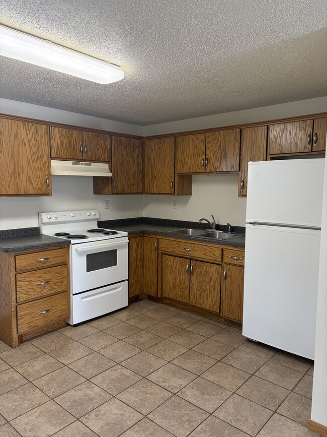 Photo - 450 29th Ave N