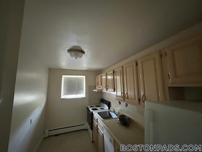 Building Photo - 8 Brattle Dr Unit 6 Rental