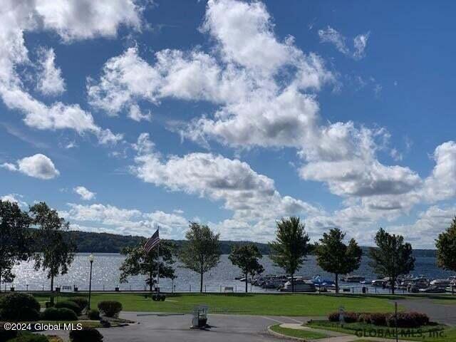 Photo - 158 Kaydeross Park Rd