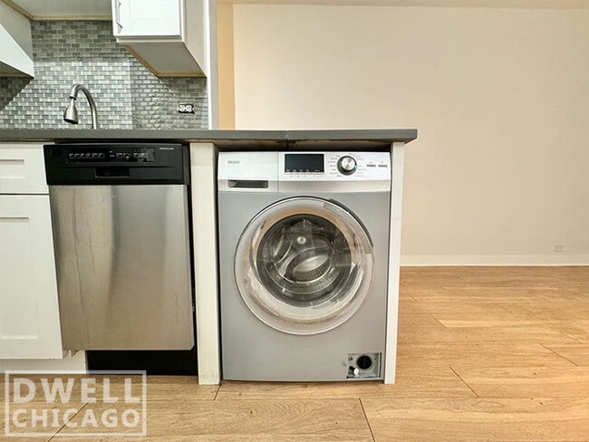 Photo - 515 W Belmont Ave Unit 44