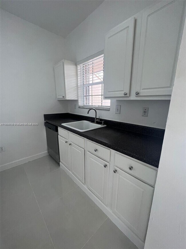 Photo - 2001 NW 96th Terrace Unit 10C