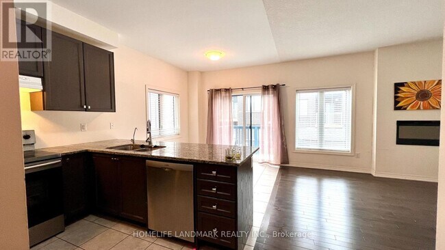 Photo - 83 Tango Cres