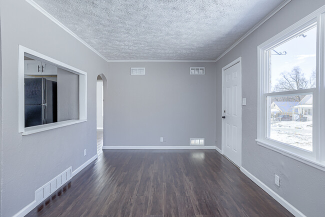 Photo - 5345 N 33rd Ave