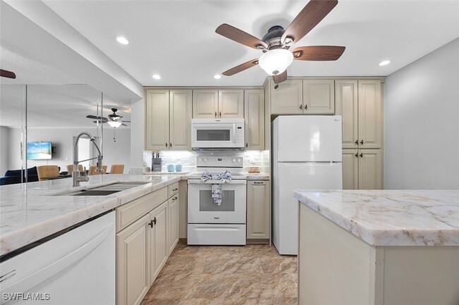 Photo - 1083 Forest Lakes Dr Unidad 207