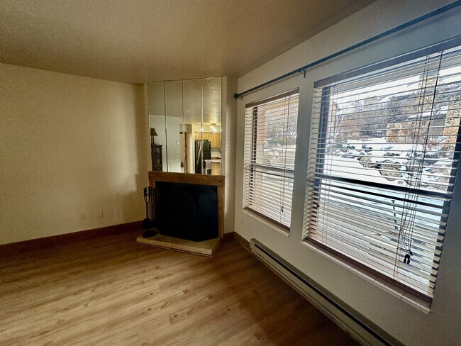 Photo - 3615 N Wolf Ldg Dr