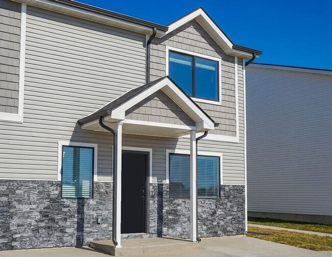 Building Photo - 14214 Springbrook Trl Unit 14214 Springbrook