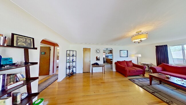 Photo - 4030 S Fox St