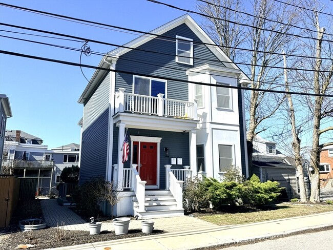 Building Photo - 4 Woodworth St Unit 2