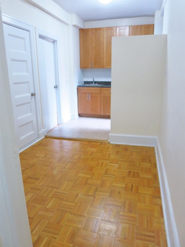 Photo - 154 E 79th St Unit 2D