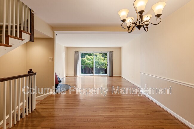 Photo - 706 6th St SW