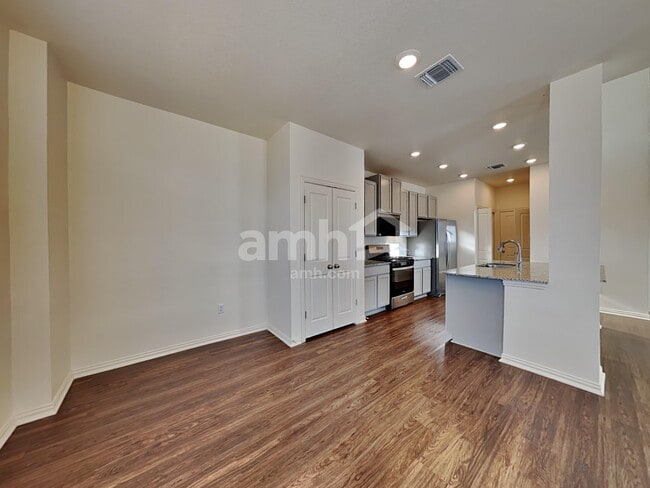 Photo - 175 Pebble Creek Run